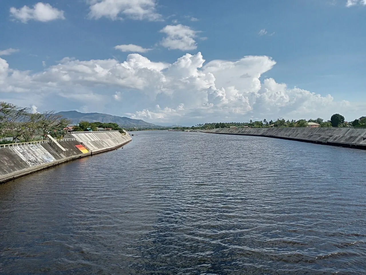 Bridge of Promise in Batangas City to be replaced